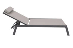 VILLANA 2er-Set Sonnenliegen, Anthrazit/grau, Alu/Textil, 198x66x32cm, Mit Beistelltisch 45x45cm 27 VILLANA 2er-Set Sonnenliegen, Anthrazit/grau, Alu/Textil, 198x66x32cm, Mit Beistelltisch 45x45cm -Gartenmöbel 11 13885.jpg