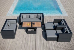 OUTFLEXX Loungemöbel-Set, Schwarz, Polyrattan, Für 9 Personen, Inkl. Loungetisch, Wasserfeste Kissenbox -Gartenmöbel 1716 BOX D 3 CGI.jpg