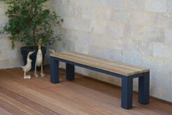 Bestseller 15 OUTFLEXX Oxford Bank, Dark Grey/natur, Alu/recycled FSC®-Teak, 170x40x45cm, Rustikal Gebürstet