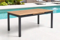 OUTFLEXX Esstischgarnitur, OUTFLEXX® Anthrazit Matt, Alu / Teak / Textil, Tisch 180/240x100cm, 6 Stapelsessel 18 OUTFLEXX Esstischgarnitur, OUTFLEXX® Anthrazit Matt, Alu / Teak / Textil, Tisch 180/240x100cm, 6 Stapelsessel -Gartenmöbel 22187 4.jpg