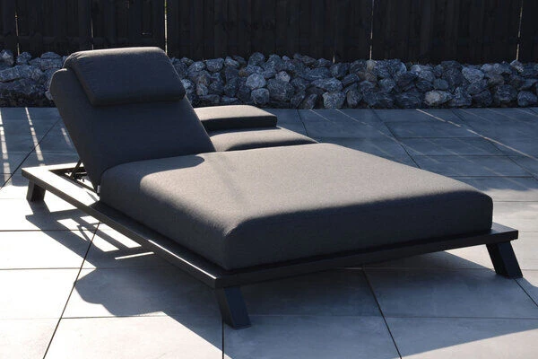 OUTFLEXX Exklusivmodell Blain Doppelliege, Sooty, Alu/Sunbrella, 210 X 144 X 34 Cm, Inkl. Verstellbarer Rückenlehne 1 OUTFLEXX Exklusivmodell Blain Doppelliege, Sooty, Alu/Sunbrella, 210 X 144 X 34 Cm, Inkl. Verstellbarer Rückenlehne