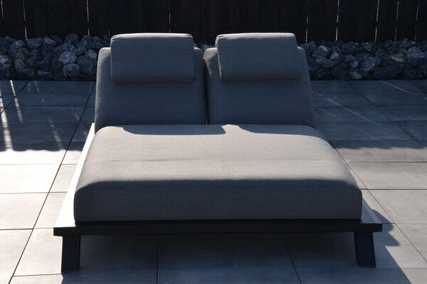 OUTFLEXX Exklusivmodell Blain Doppelliege, Sooty, Alu/Sunbrella, 210 X 144 X 34 Cm, Inkl. Verstellbarer Rückenlehne 3 OUTFLEXX Exklusivmodell Blain Doppelliege, Sooty, Alu/Sunbrella, 210 X 144 X 34 Cm, Inkl. Verstellbarer Rückenlehne – Bild 3