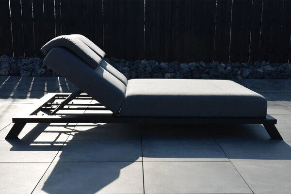 OUTFLEXX Exklusivmodell Blain Doppelliege, Sooty, Alu/Sunbrella, 210 X 144 X 34 Cm, Inkl. Verstellbarer Rückenlehne 4 OUTFLEXX Exklusivmodell Blain Doppelliege, Sooty, Alu/Sunbrella, 210 X 144 X 34 Cm, Inkl. Verstellbarer Rückenlehne – Bild 4