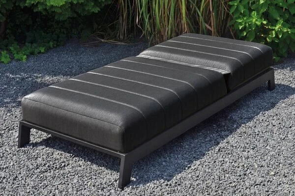 OUTFLEXX Bite Loungeliege, Sooty, Alu/Sunbrella, 203 X 90 X 38 Cm, 4-fach Verstellbar 2 OUTFLEXX Bite Loungeliege, Sooty, Alu/Sunbrella, 203 X 90 X 38 Cm, 4-fach Verstellbar – Bild 2