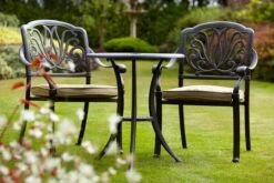 HARTMAN Amalfi Bistrotisch, Bronze, Alu-Guss, Ø62cm -Gartenmöbel 3 18954.jpg