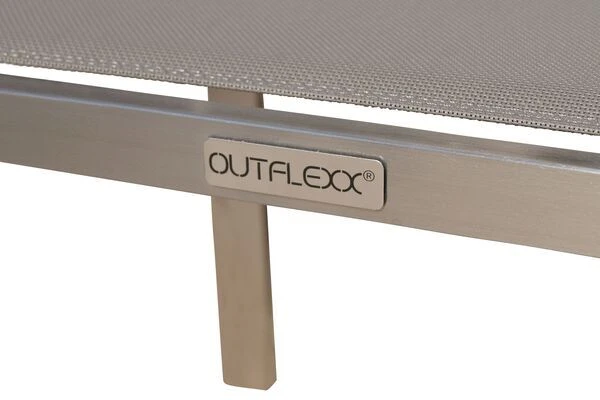 OUTFLEXX Stuhl, Taupe, Edelstahl/Textilene, Padded, Armlehnen Aus FSC-Teakholz, 62x56,5x86cm 4 OUTFLEXX Stuhl, Taupe, Edelstahl/Textilene, Padded, Armlehnen Aus FSC-Teakholz, 62x56,5x86cm – Bild 4