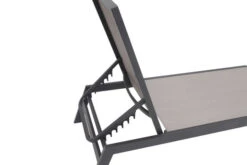 VILLANA 2er-Set Sonnenliegen, Silber/schwarz, Alu/Textil, 198x66x32cm, Mit Beistelltisch 45x45cm -Gartenmöbel 4 13886.jpg