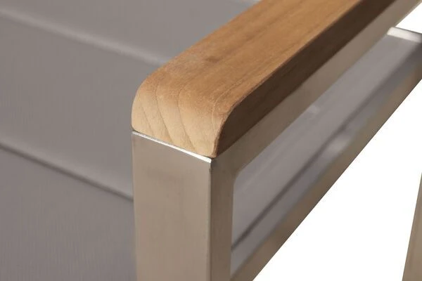 OUTFLEXX Stuhl, Taupe, Edelstahl/Textilene, Padded, Armlehnen Aus FSC-Teakholz, 62x56,5x86cm 6 OUTFLEXX Stuhl, Taupe, Edelstahl/Textilene, Padded, Armlehnen Aus FSC-Teakholz, 62x56,5x86cm – Bild 6