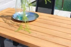 HARTMAN Sondermodell Yasmani/Alice Esstischgruppe, Xerix, Alu/Teakholz, 4x4 Textilen, 240x100cm, 4 Stapel-, 2 Multipositionssessel -Gartenmöbel 6 19047.jpg