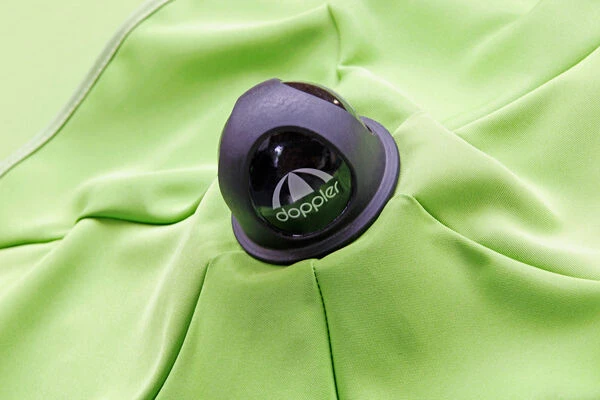 DOPPLER Active Auto Tilt Mittelstockschirm, Greige, Aluminium/Textil, Ø 320 Cm, Mit Kurbel 7 DOPPLER Active Auto Tilt Mittelstockschirm, Greige, Aluminium/Textil, Ø 320 Cm, Mit Kurbel – Bild 7